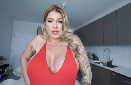 dívka stojící velká prsa s hadříkem porno xxx archiv